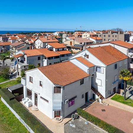 Appartement Biba Lux à Poreč Extérieur photo