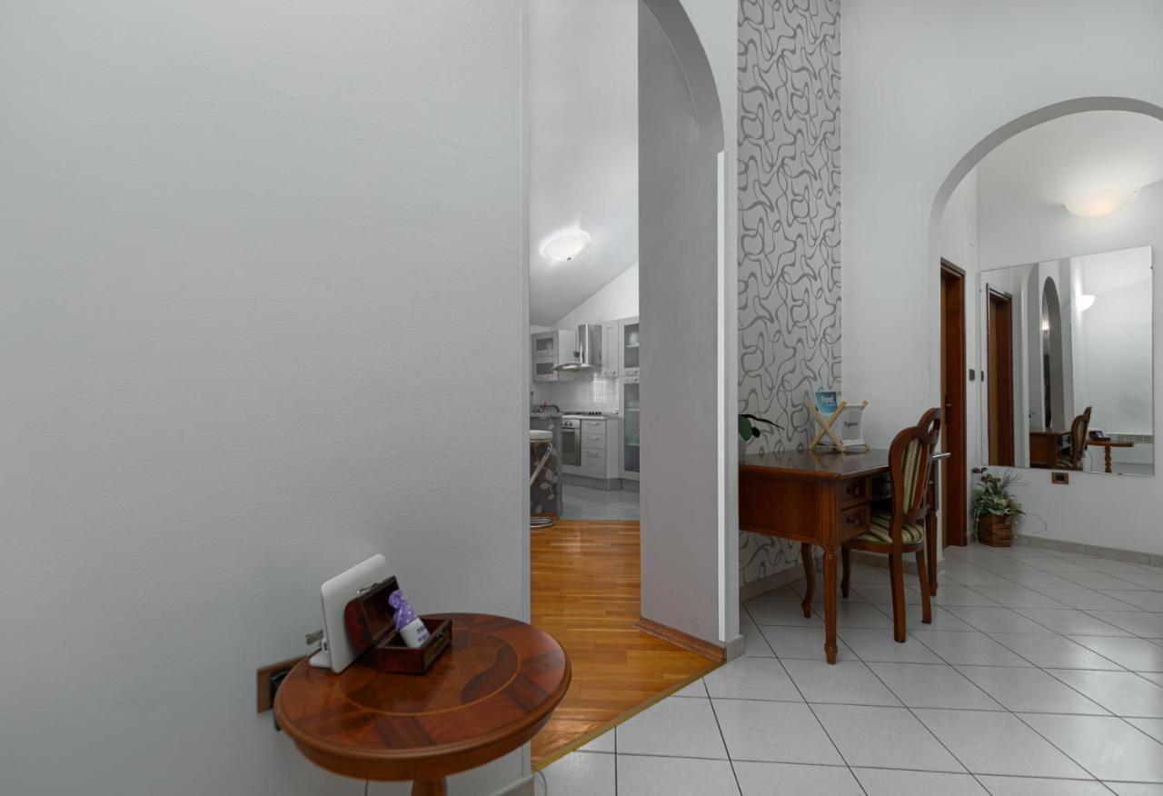 Appartement Biba Lux à Poreč Extérieur photo