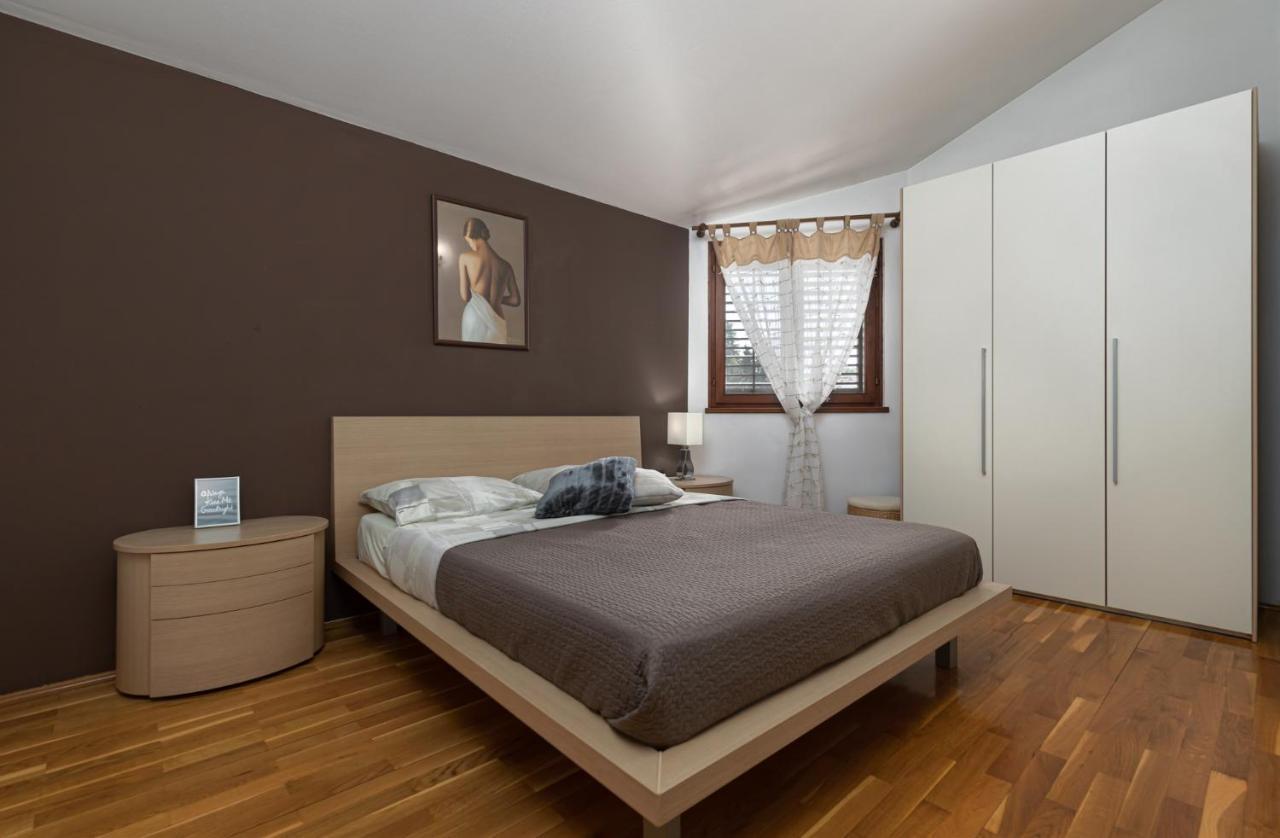 Appartement Biba Lux à Poreč Extérieur photo